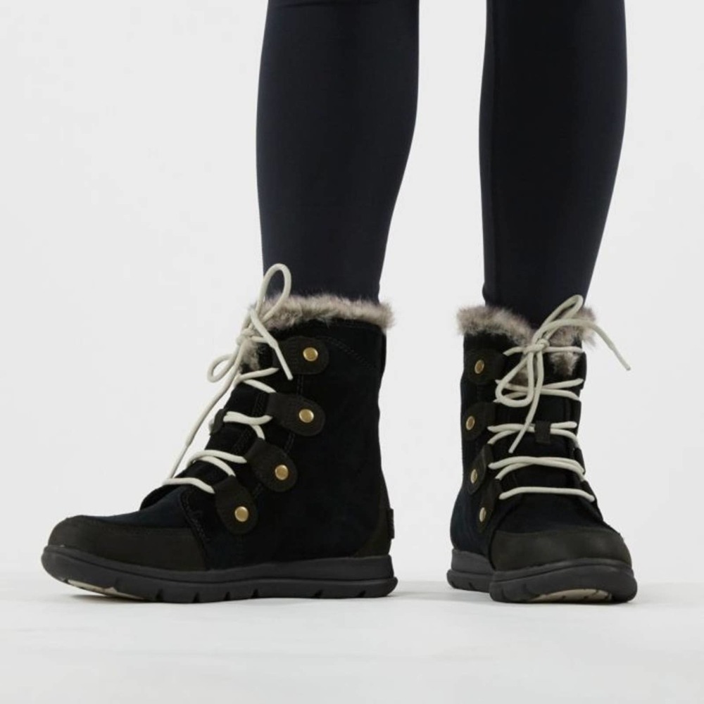 NWT Sorel Joan Explorer Black Fuzzy Waterproof Lace Up Boots Size 5
